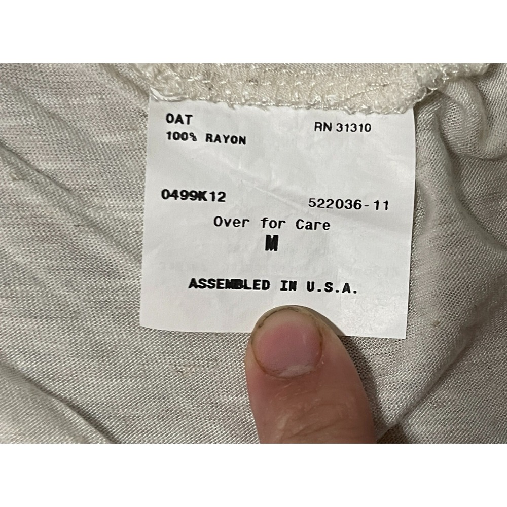 AGB Shawl, Women's Size Medium, White, Sleeveless, Lightweight - Picture 7 of 8